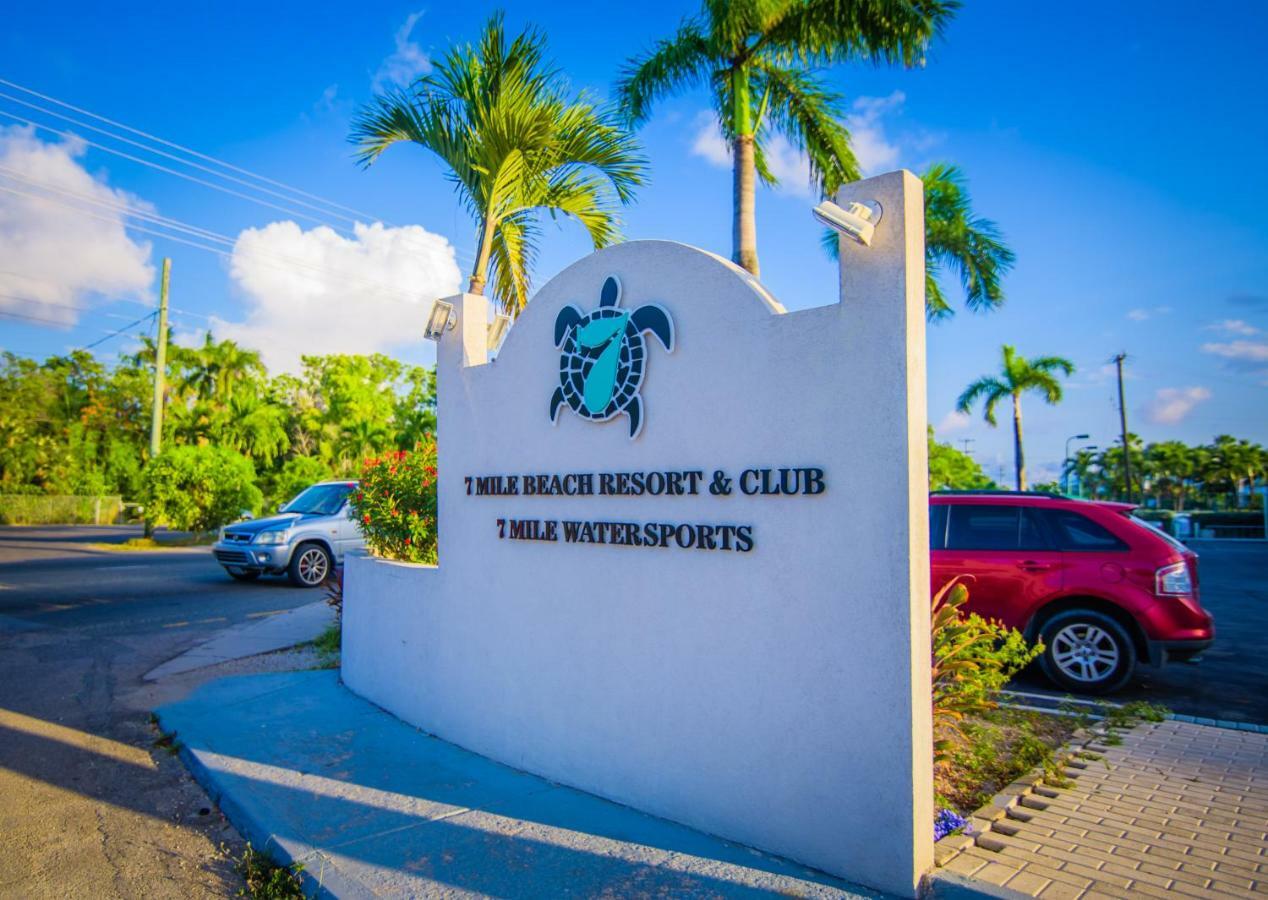 Seven Mile Beach Resort ジョージ・タウン エクステリア 写真